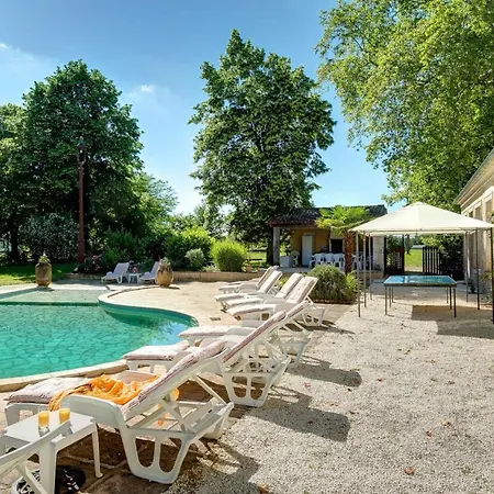 Sleeps 10 Pool Wifi 빌라